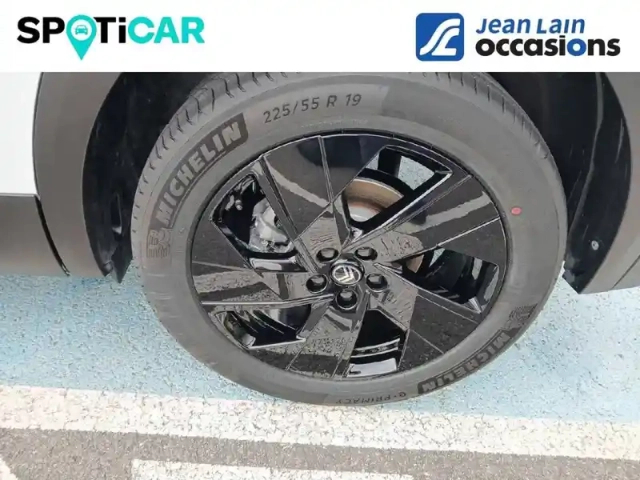 Citroën C5 Aircross hybride 145 ch e-dcs6 — photo 13