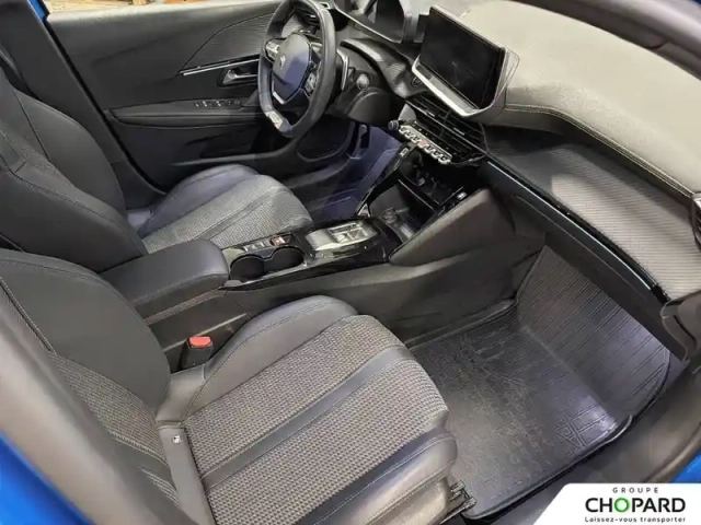 Peugeot 208 puretech 100 s&amp;s eat8 — photo 10