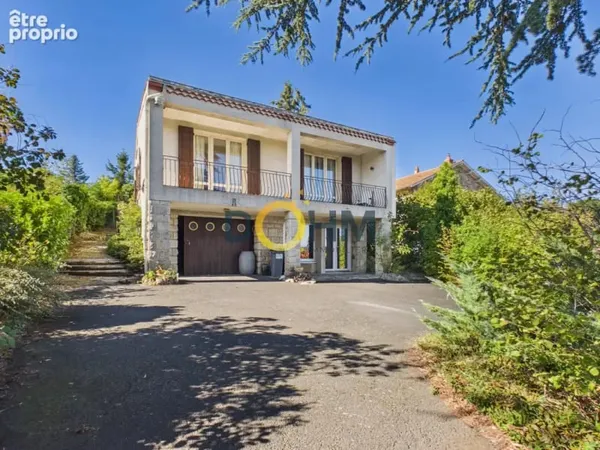 Brioude centre-ville Maison de 154 m2 sur parc arboré de 1 317 m2
