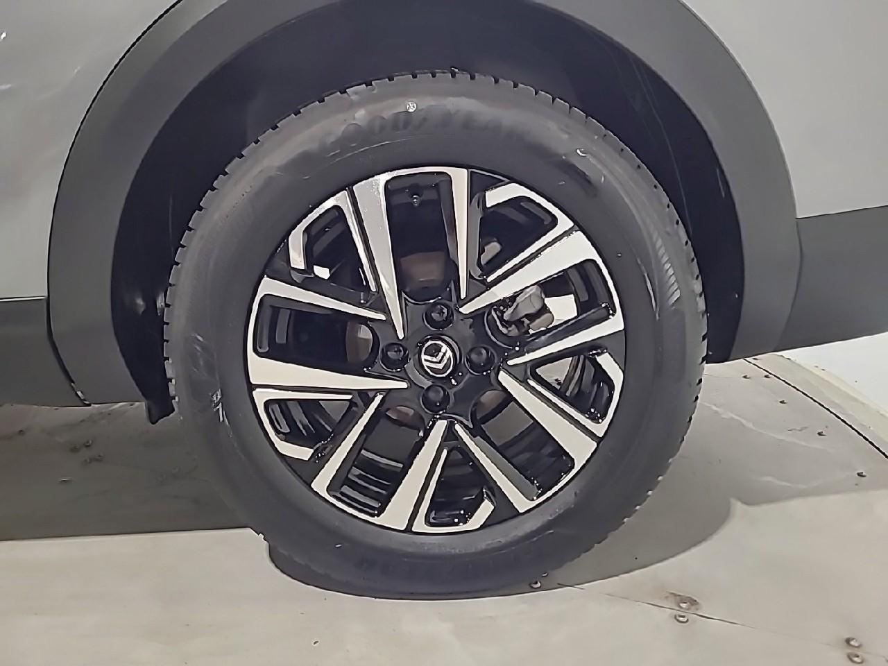 Citroën C4 X hybride 145 ch e-dcs6 plus — photo 16