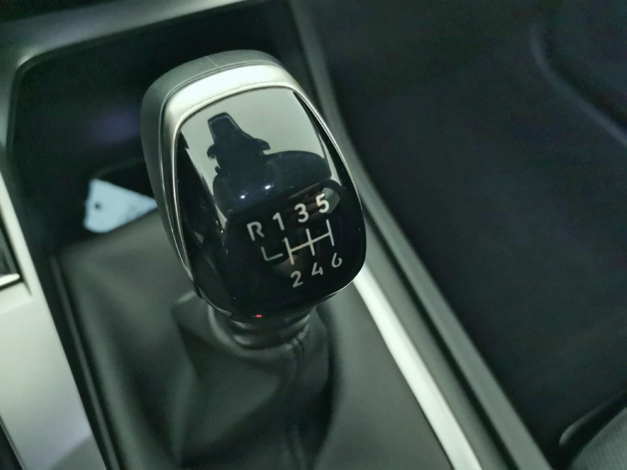 Peugeot 308 sw bluehdi 130ch s&s eat8 allure — photo 22