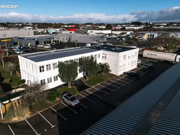 Bureaux 115 m² LANESTER