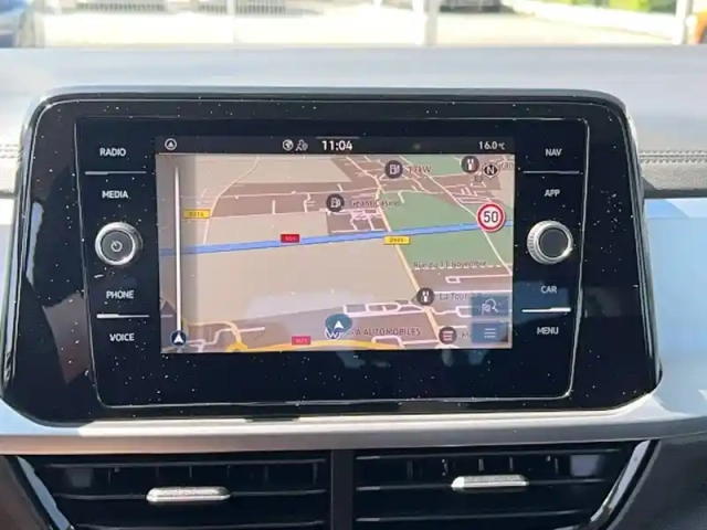 Volkswagen T-Roc 1.5 tsi evo 150 start/stop dsg7 — photo 61