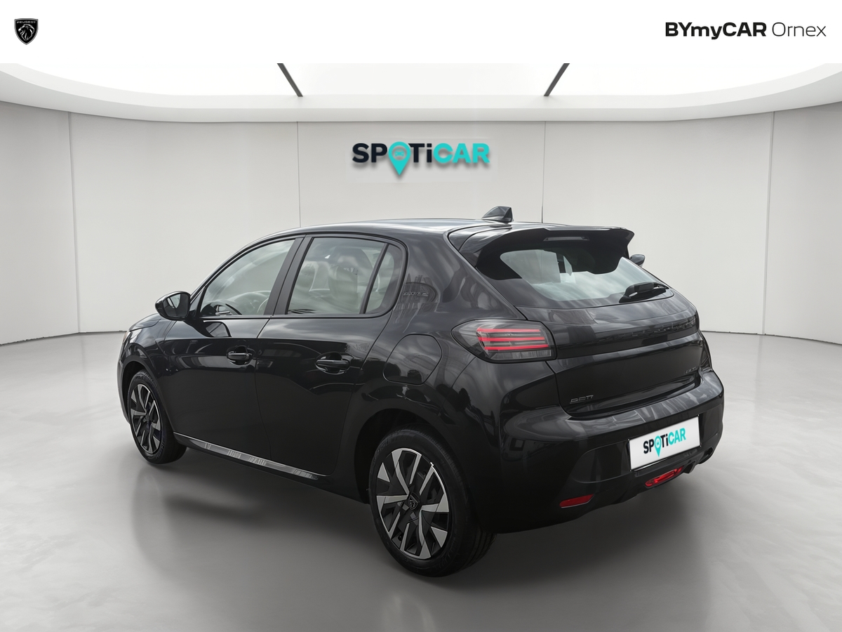 Peugeot 208 Hybrid 110 ch e-DCS6 — photo 3