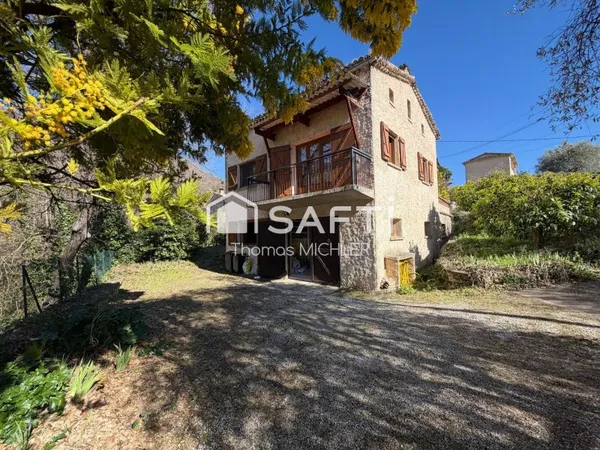 Maison individuelle au calme et proche du village à fort potentiel de valorisation !