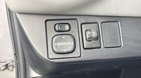 Toyota Yaris 100 VVT-i Dynamic 5p — photo 18