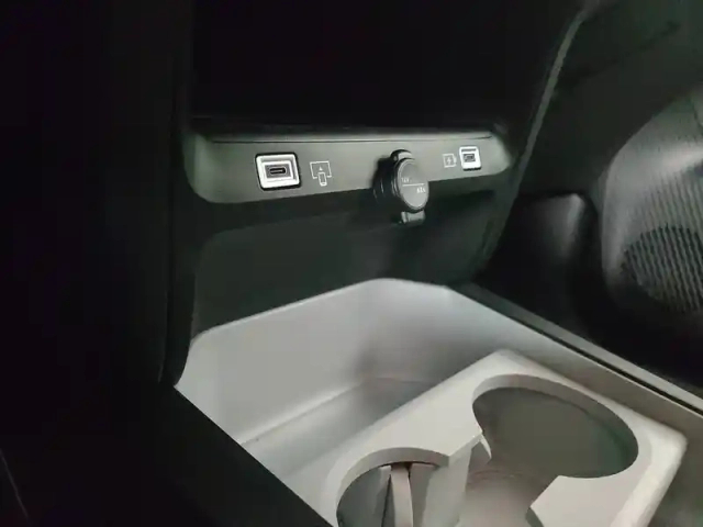 Citroën C5 Aircross hybride 145 ch e-dcs6 — photo 19