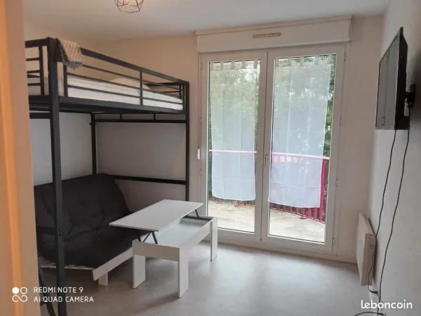 Studio cosy et boisé 23m2