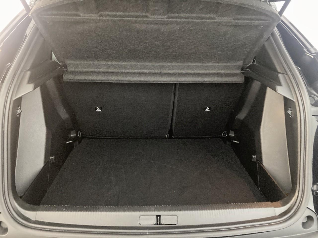 Peugeot 2008 hybrid 145 ch e-dcs6 allure — photo 6