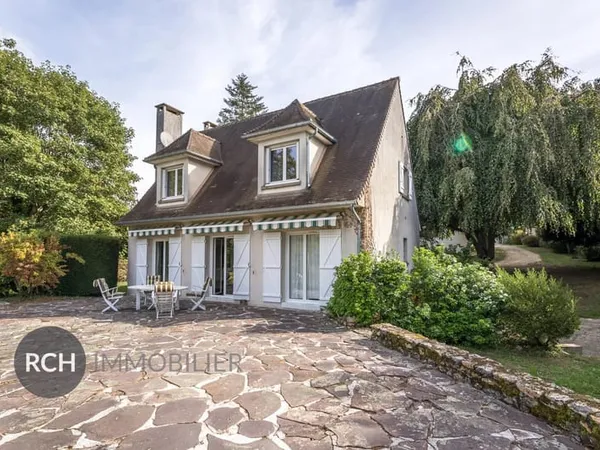 Exclusivité - Secteur Thoiry - Charmante Maison au calme avec vue dégagée