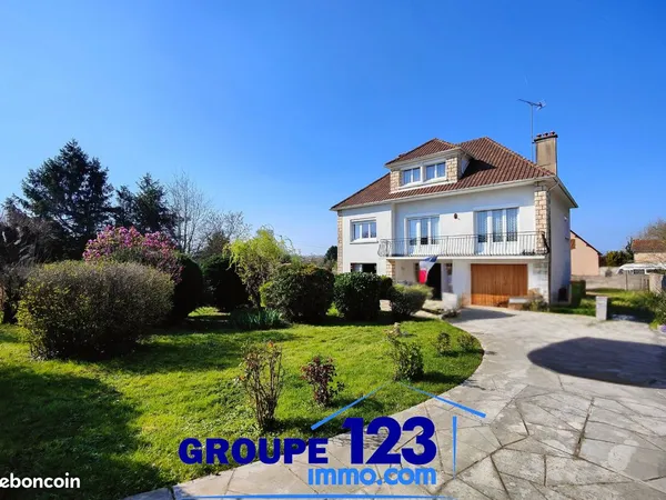 Maison 6 pièces 156 m²
