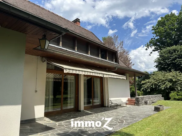 MOIRANS PROPRIETE SUR TERRAIN DE 3000 m²