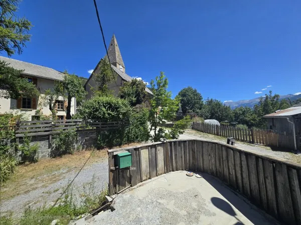 Charmante Maison de Village avec 3 Appartements - Proche Bar