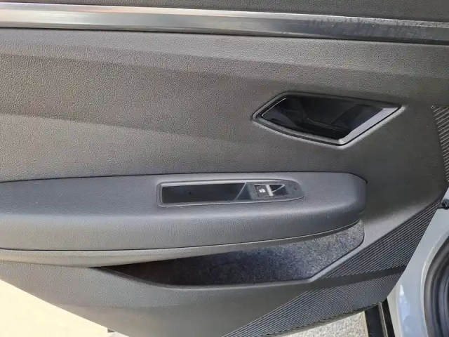 Renault Megane e-tech ev60 220 ch super charge — photo 124