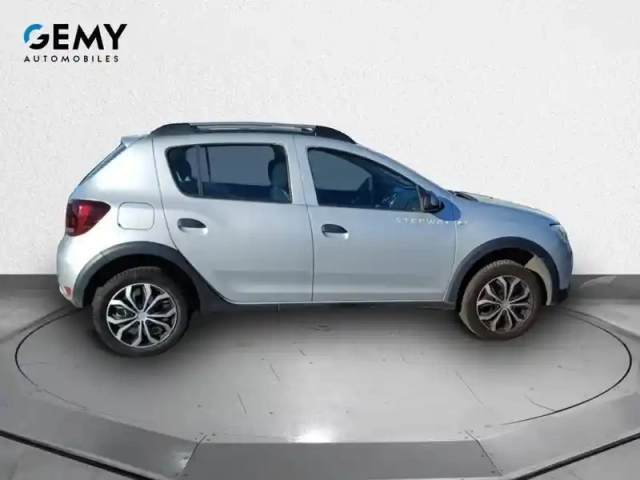 Dacia Sandero tce 90 — photo 4