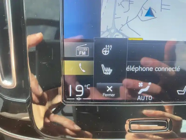 Volvo Xc40 t4 recharge 129+82 ch dct7 — photo 24