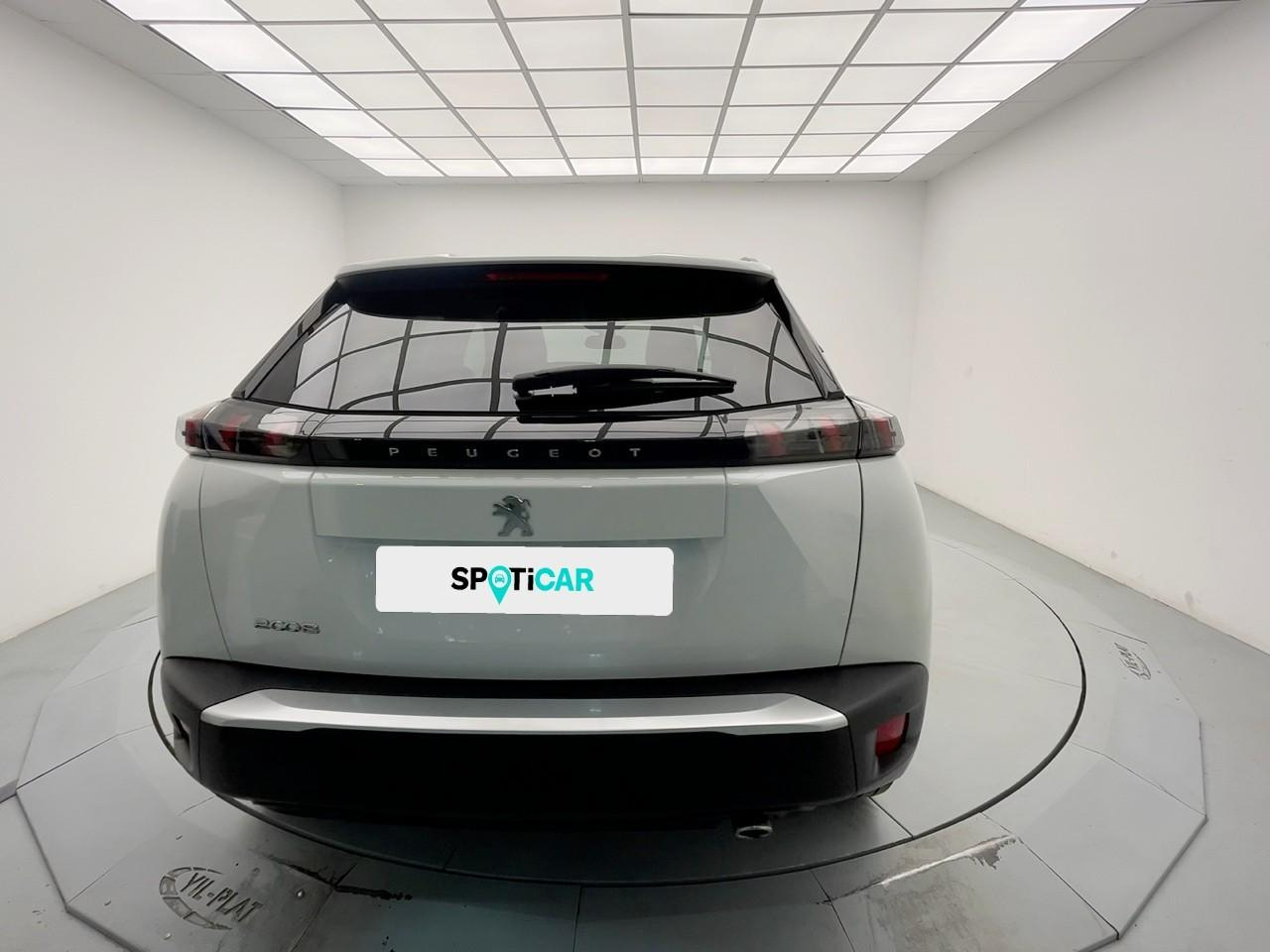 Peugeot 2008 bluehdi 130 s&s eat8 allure — photo 4