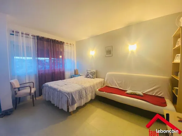 Studio 1 pièce 33 m²