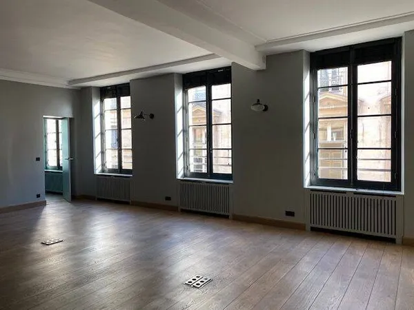 Bureaux 90 m²