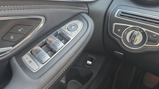 Mercedes Classe C 180 CDI 116 - Executive – 2014 – 76256 km – Diesel – Boîte Manuelle — photo 9