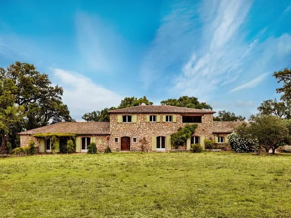 Maison de luxe 480 m²