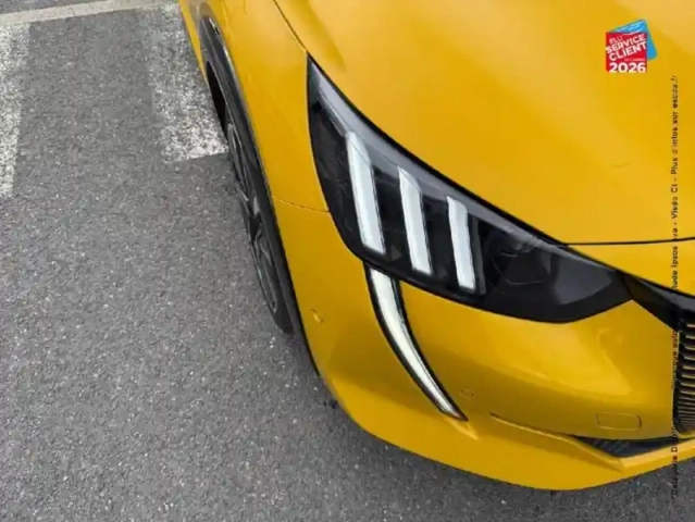 Peugeot 208 e- 136ch gt — photo 13