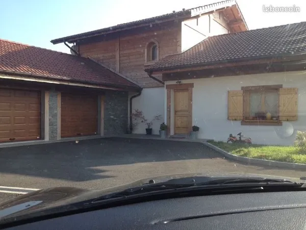 Maison 160m2- Coteau Sud -Vue Montagnes -Piscine -Jacuzzi -4 Chambres -