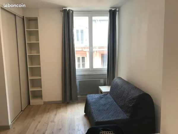 Studio meublé Cordelier