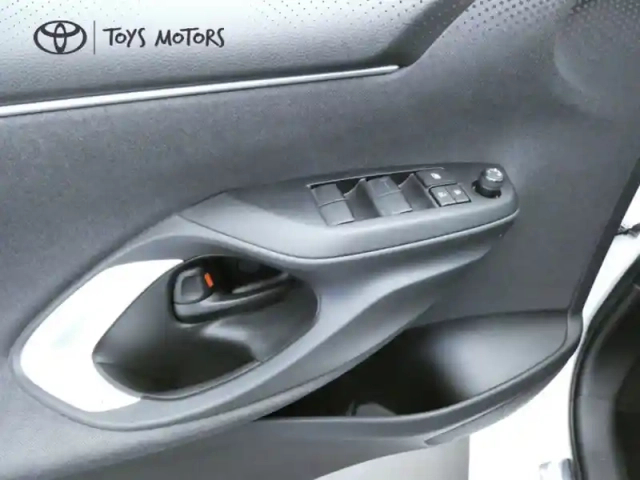 Toyota Yaris 120 vvt-i design — photo 15