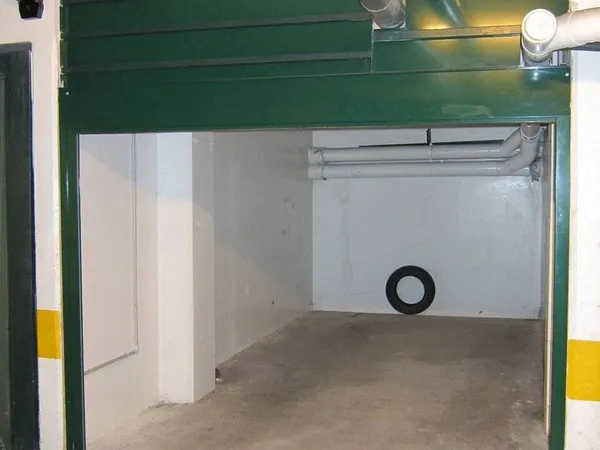 Parking 12 m²
