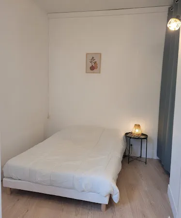 Loue studio entièrement rénové