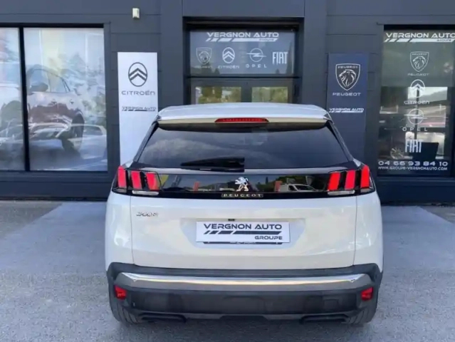 Peugeot 3008 ii puretech 130 s&amp;s allure — photo 20