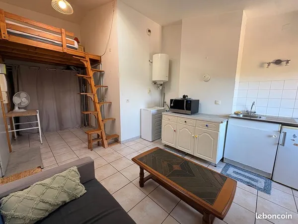 Studio 1 pièce 19 m²