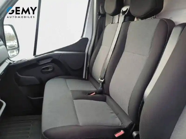 Renault Master fgn trac f3500 l2h2 blue dci 135 — photo 29