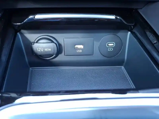 Kia Xceed 1.5 t-gdi 140 ch bvm6 — photo 22