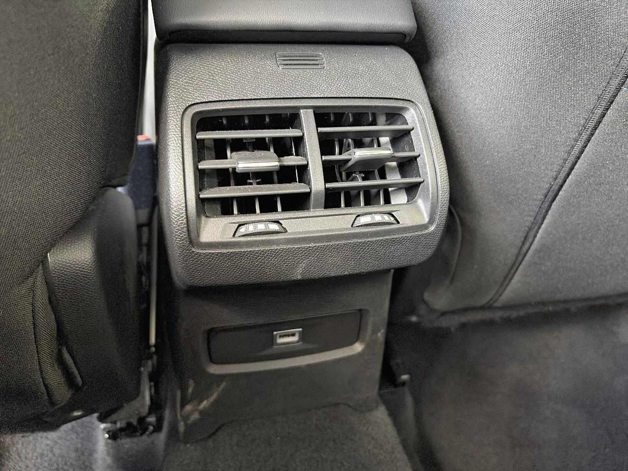 Citroën C4 X puretech 130 s&s eat8 shine — photo 15