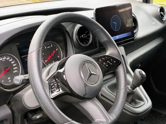 Mercedes Citan 112 cdi fourgon pro standard — photo 12