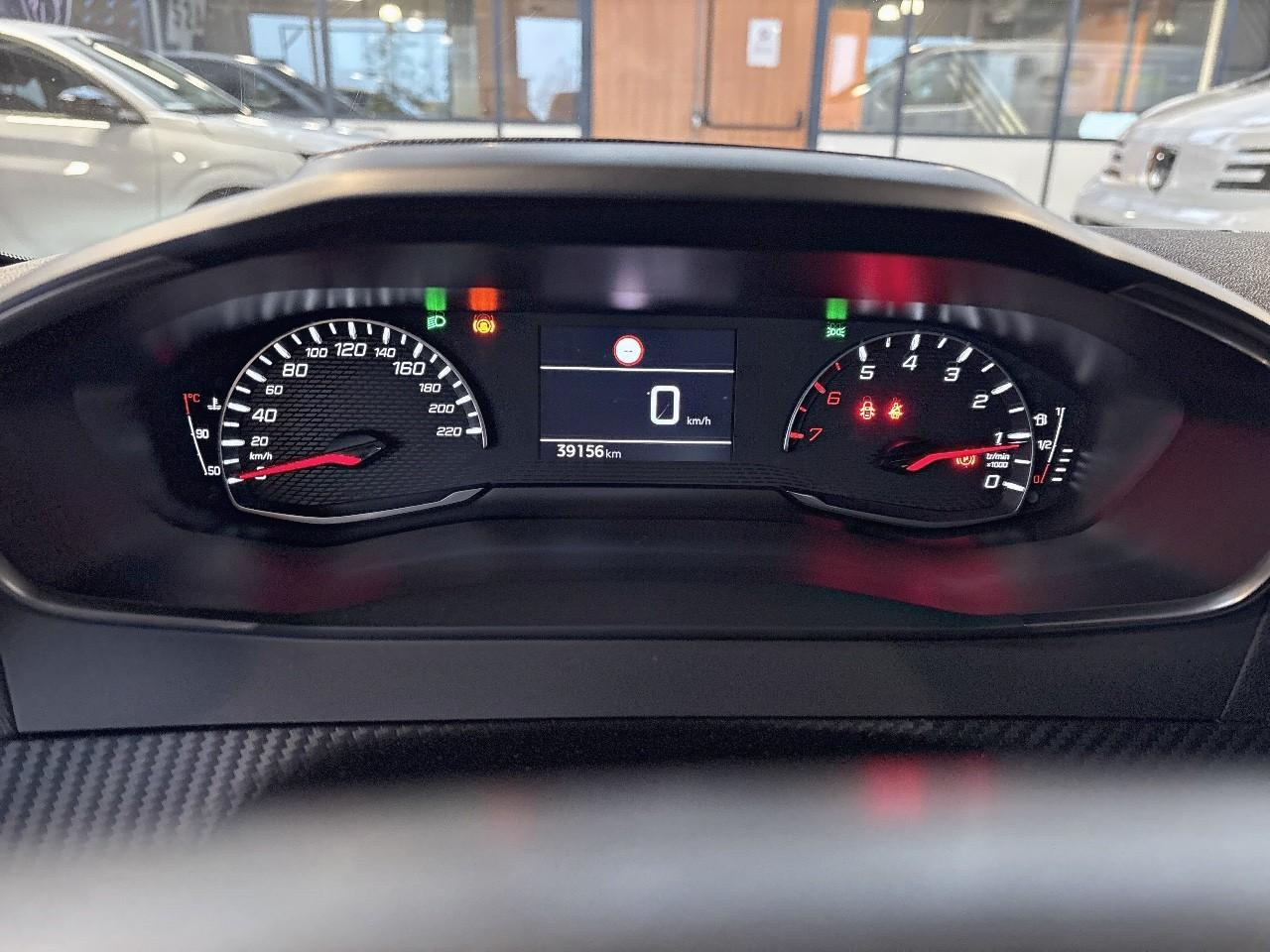 Peugeot 208 puretech 75 s&s bvm5 style — photo 10