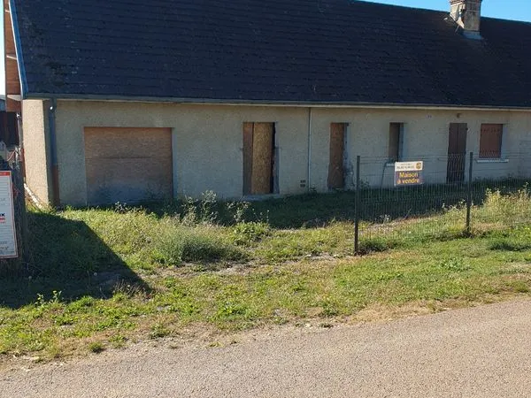 Ancienne longière en pierre