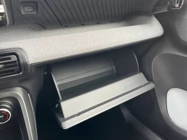 Citroën C3 hybride 110 ch e-dcs6 — photo 49