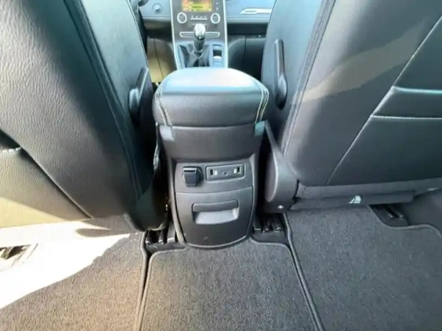 Renault Scenic 1.6 dci 130ch energy intens — photo 30