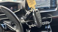 Peugeot 2008 1.2 PureTech 130ch S&S GT — photo 16