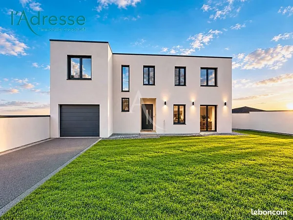 Maison 6 pièces 220 m²