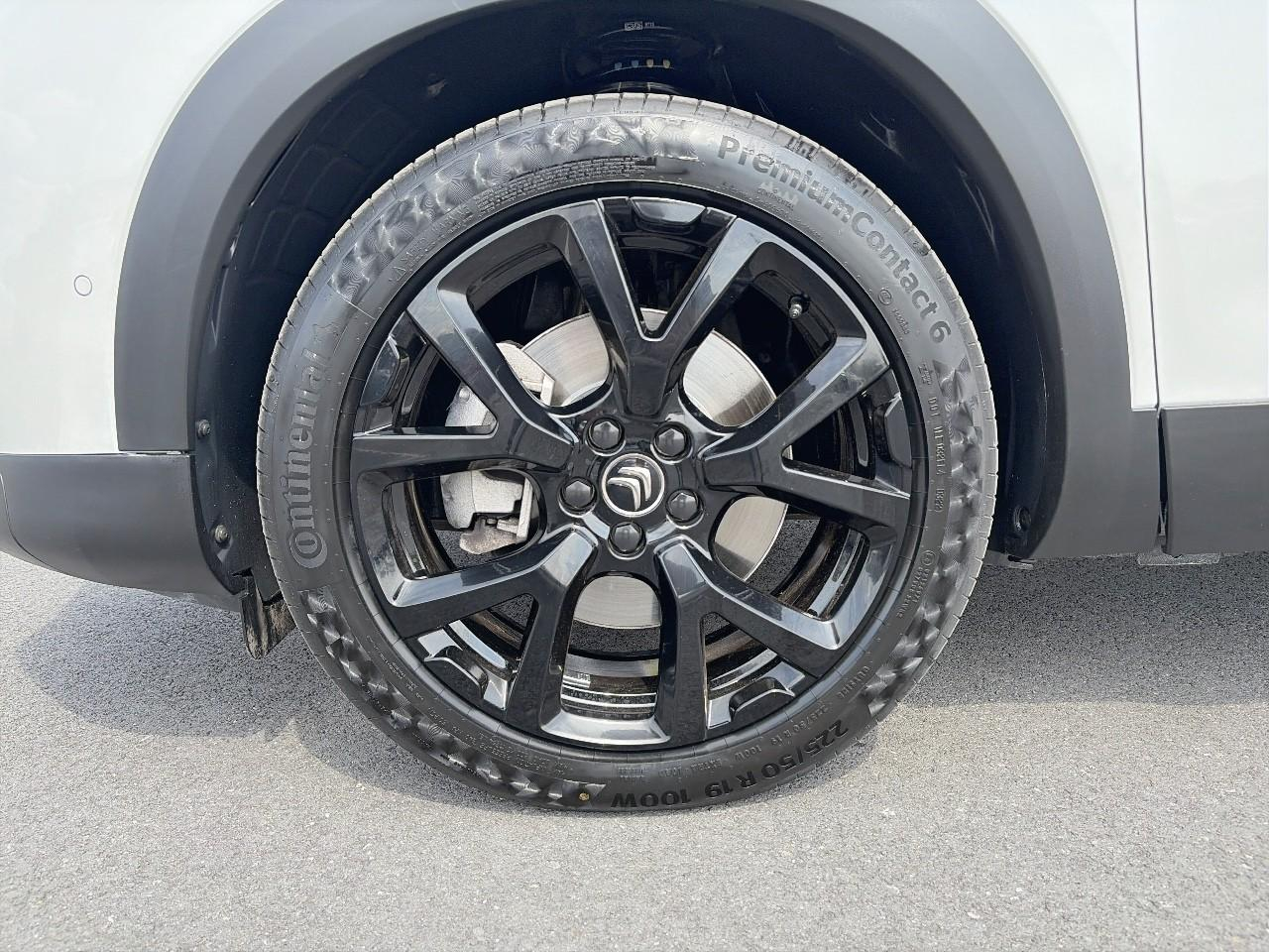 Citroën C5 Aircross hybrid rechargeable 225ch shine pack e-eat8 — photo 11