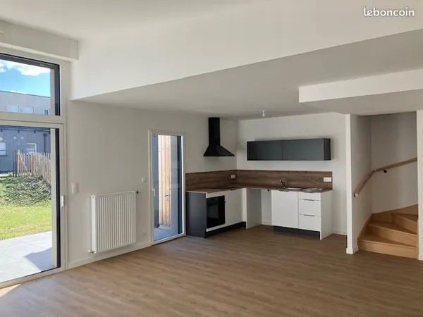 Maison à louer à THORIGNE FOUILLARD