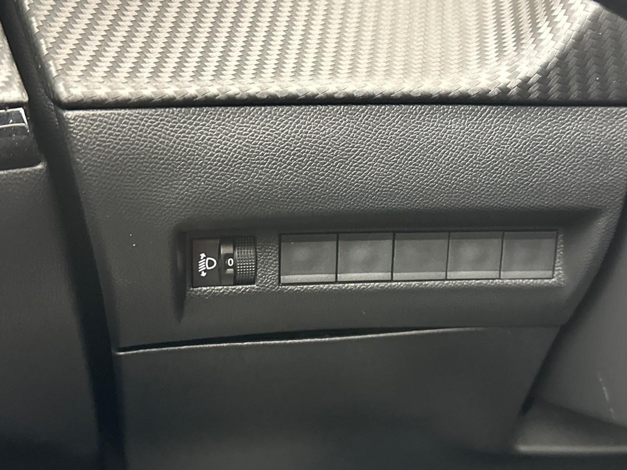Peugeot 2008 100 s&s bvm6 style — photo 16