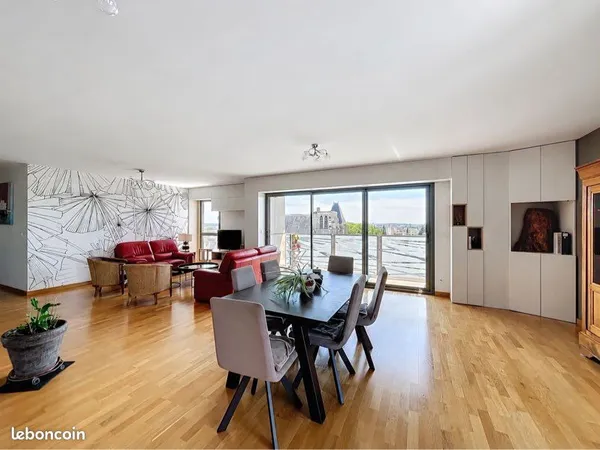 Appartement plein centre ville