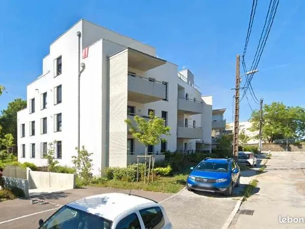 Garage/box 12 m² Besancon