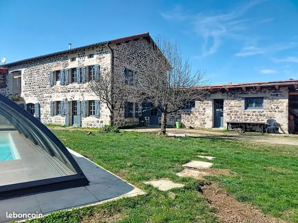 Ferme 6 pièces 230 m²
