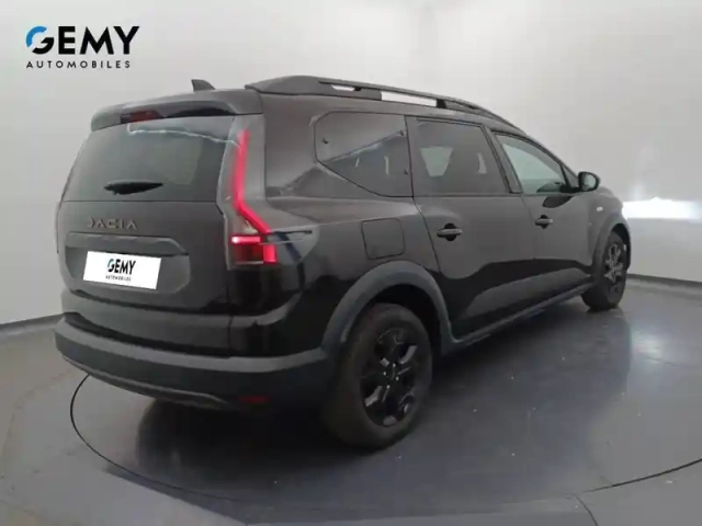 Dacia Jogger tce 110 7 pl — photo 53
